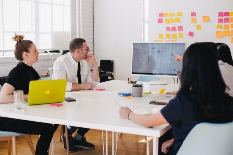 为什么 OKR 做的非常棒，绩效考核却不达标？